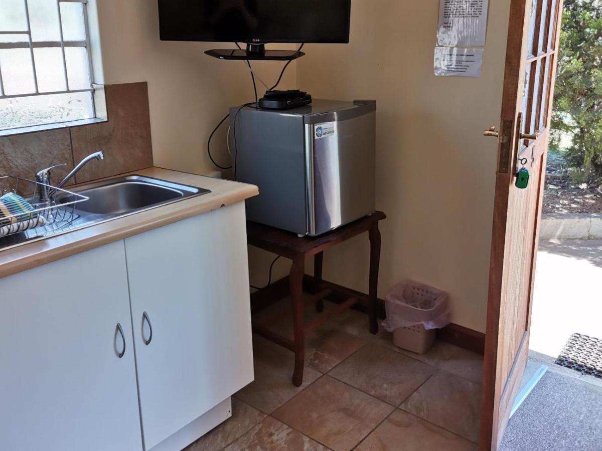 Sani Window B&B And Self Catering Underberg Exterior photo