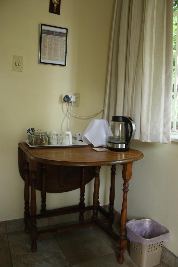 Sani Window B&B And Self Catering Underberg Exterior photo