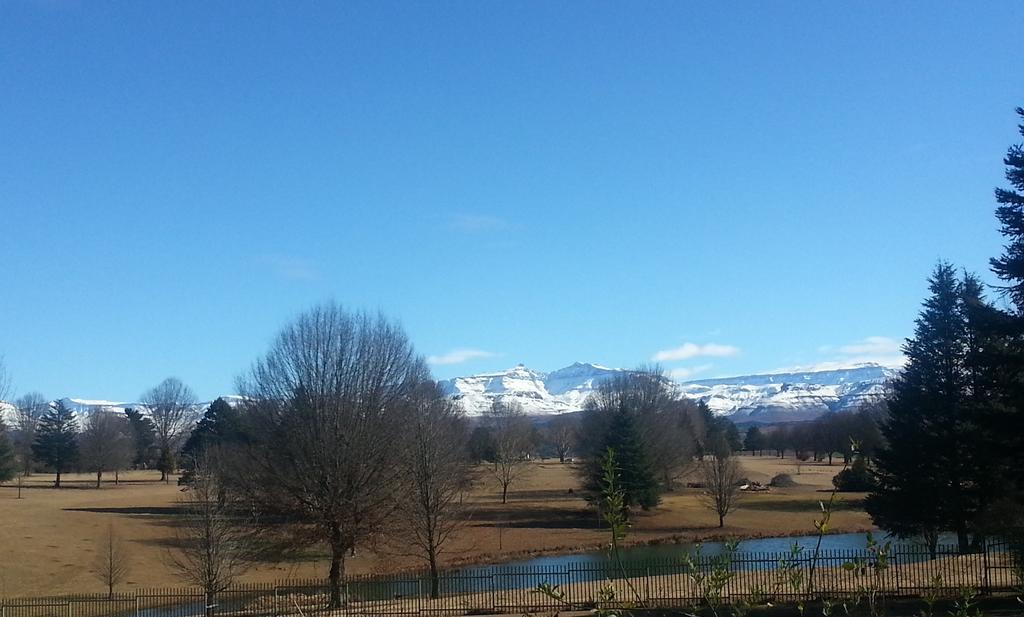 Sani Window B&B And Self Catering Underberg Exterior photo
